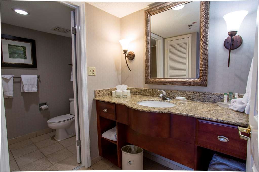 Homewood Suites By Hilton Savannah Room photo