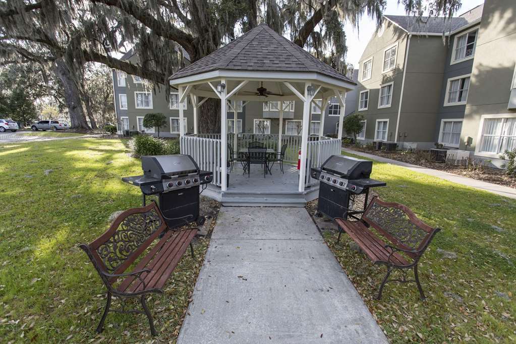 Homewood Suites By Hilton Savannah Exterior photo